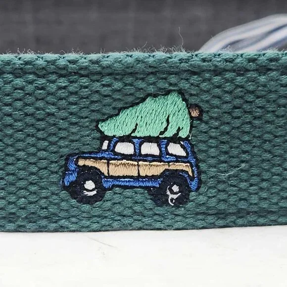 New men's Vineyard Vines Woody & Tree embroidered canvas club Christmas belt